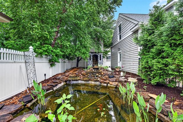 407 E Argonne Drive, Kirkwood, MO 63122