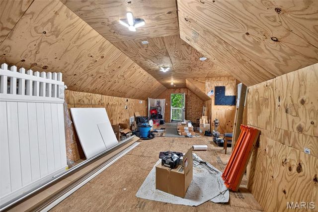 407 E Argonne Drive, Kirkwood, MO 63122