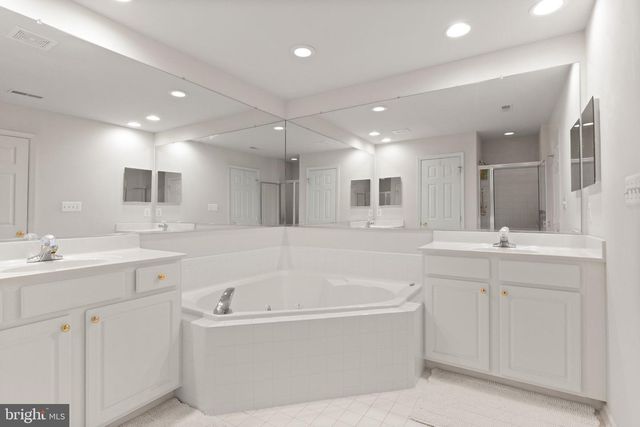 43423 WILD DUNES SQ, Leesburg, VA 20176