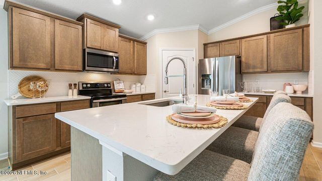 33 GREEN Circle, Palm Coast, FL 32164