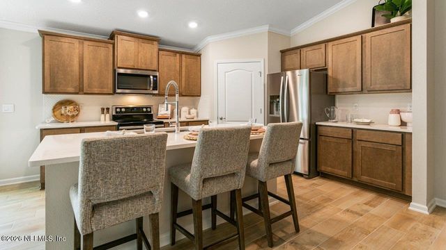 33 GREEN Circle, Palm Coast, FL 32164