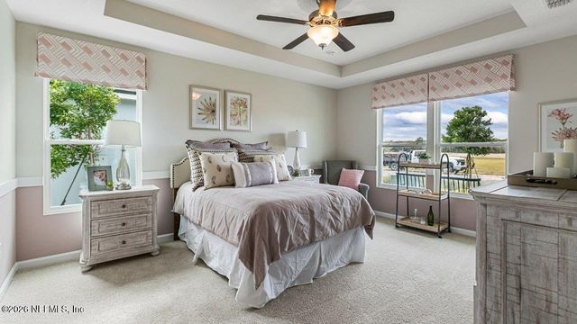 33 GREEN Circle, Palm Coast, FL 32164