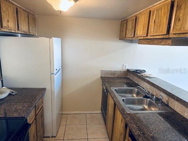 7132 WATERSIDE DRIVE 31, Tampa, FL 33617