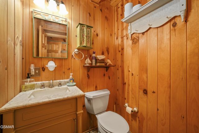 3694 Marian Lake Way, Sevierville, TN 37862