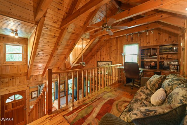 3694 Marian Lake Way, Sevierville, TN 37862
