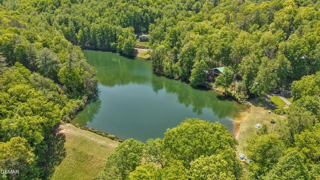 3694 Marian Lake Way, Sevierville, TN 37862