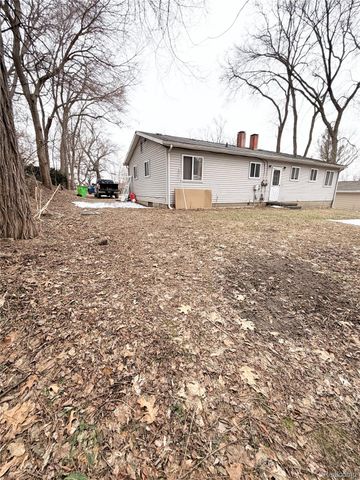 6279 Buckshore Drive Drive, Hamburg Township, MI 48189