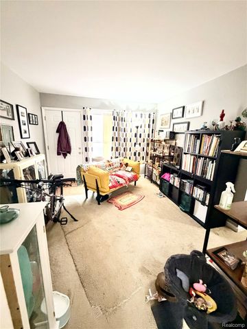 6279 Buckshore Drive Drive, Hamburg Township, MI 48189