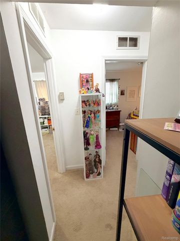 6279 Buckshore Drive Drive, Hamburg Township, MI 48189