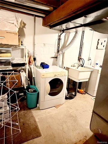 6279 Buckshore Drive Drive, Hamburg Township, MI 48189