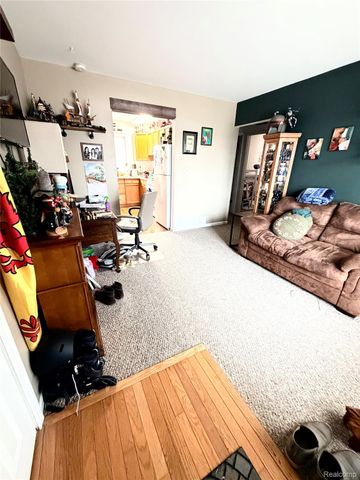 6279 Buckshore Drive Drive, Hamburg Township, MI 48189