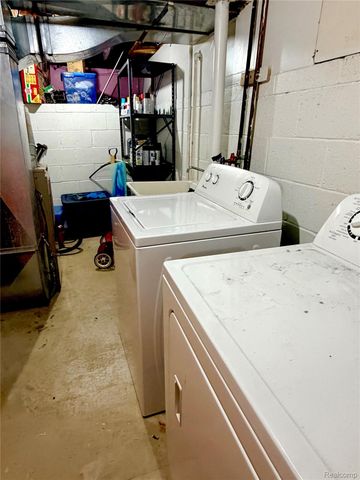 6279 Buckshore Drive Drive, Hamburg Township, MI 48189