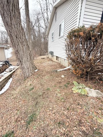 6279 Buckshore Drive Drive, Hamburg Township, MI 48189