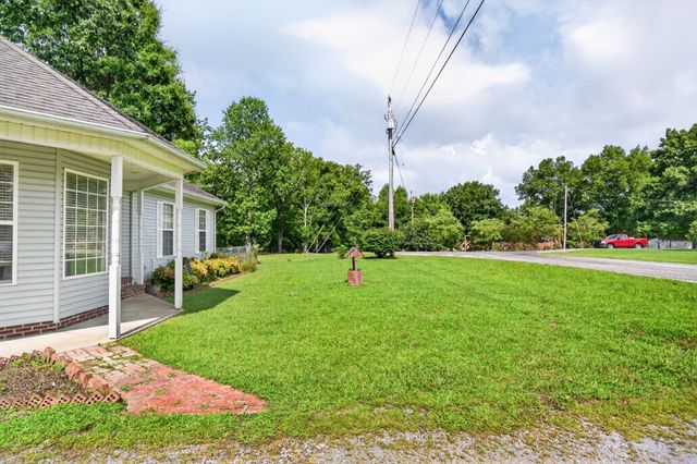199 Moore Ln, Dowelltown, TN 37059