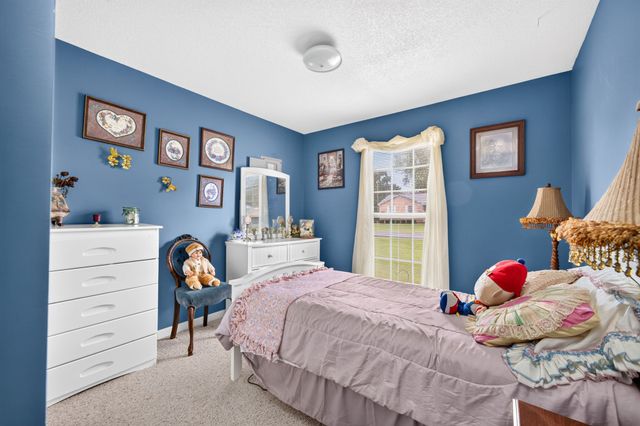 199 Moore Ln, Dowelltown, TN 37059