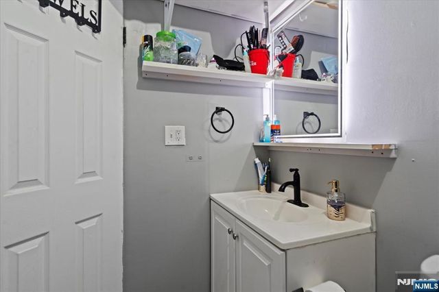 228 Madison Avenue, Irvington, NJ 07111