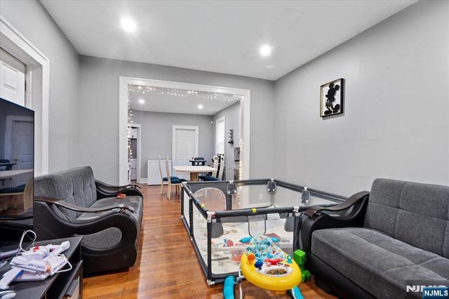 228 Madison Avenue, Irvington, NJ 07111