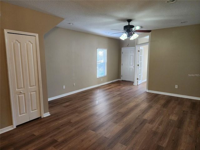 15924 FISHHAWK CREEK LANE, Lithia, FL 33547