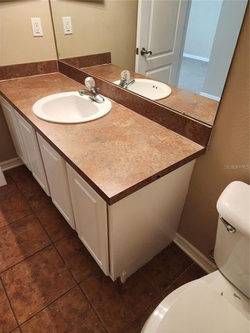 15924 FISHHAWK CREEK LANE, Lithia, FL 33547