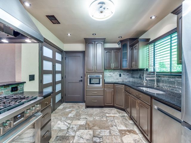 18636 Crownover Court, Dallas, TX 75252