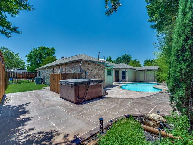 18636 Crownover Court, Dallas, TX 75252