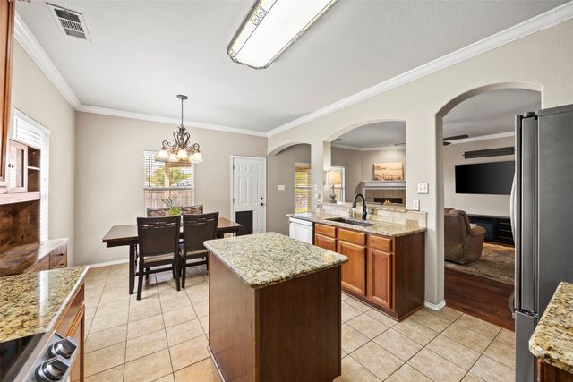 420 Goldstone Lane, Fort Worth, TX 76131