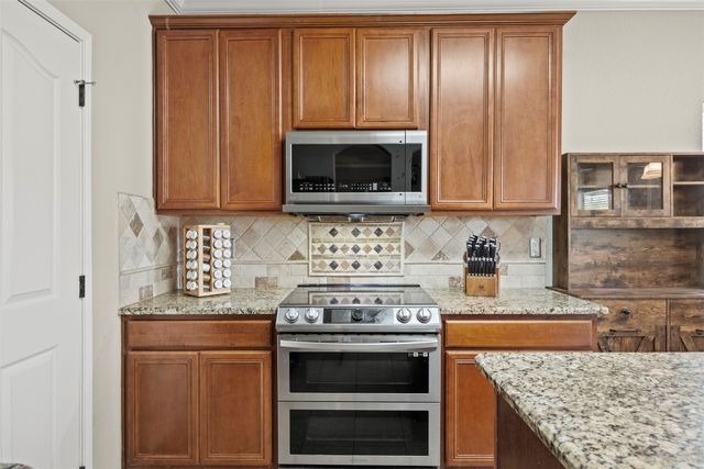 420 Goldstone Lane, Fort Worth, TX 76131