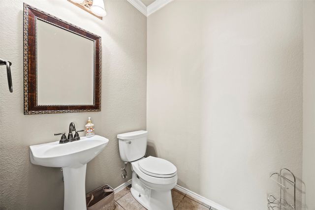 420 Goldstone Lane, Fort Worth, TX 76131