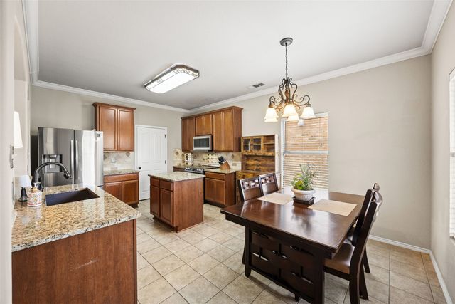 420 Goldstone Lane, Fort Worth, TX 76131