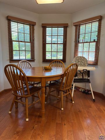 1225 Presby Dr, Emporia, KS 66801