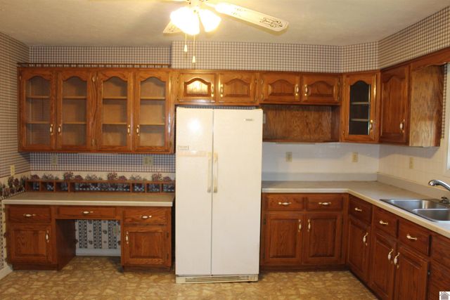 99 Lisa Lane, Symsonia, KY 42082