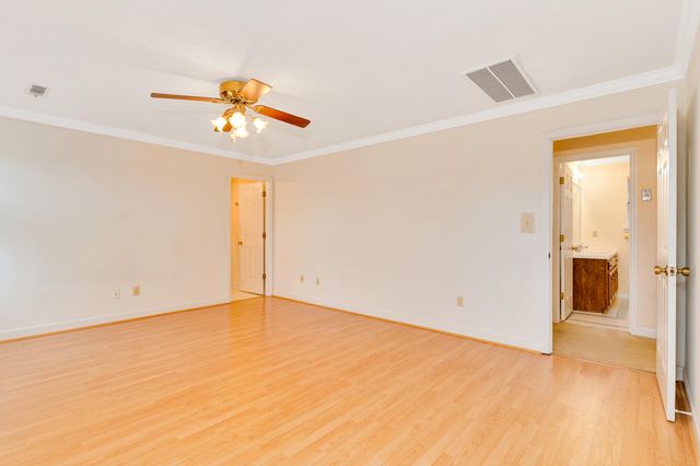 6 Stacey Circle, Signal Mountain, TN 37377