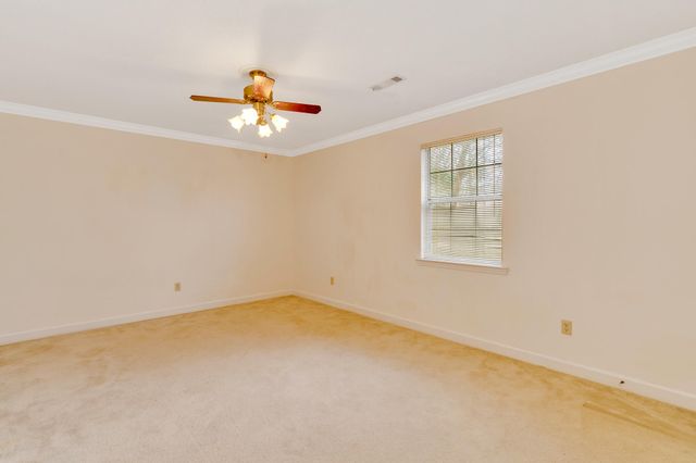 6 Stacey Circle, Signal Mountain, TN 37377