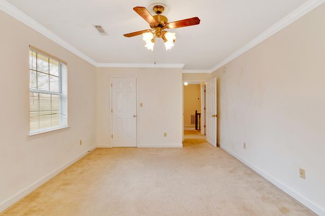 6 Stacey Circle, Signal Mountain, TN 37377