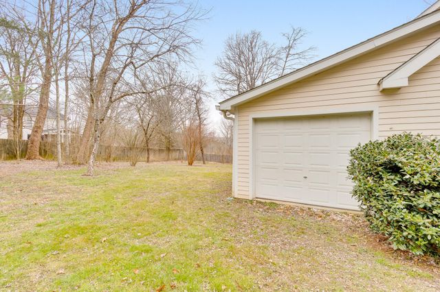 6 Stacey Circle, Signal Mountain, TN 37377