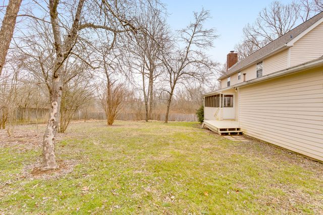 6 Stacey Circle, Signal Mountain, TN 37377