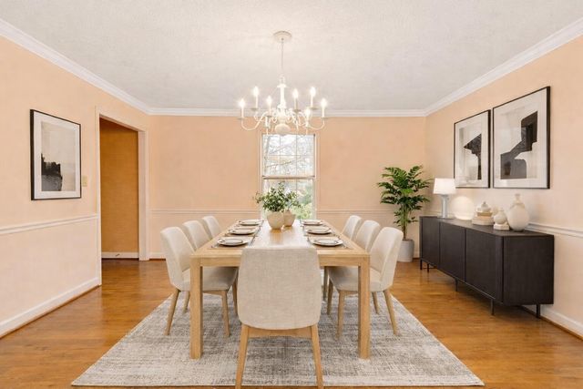 6 Stacey Circle, Signal Mountain, TN 37377