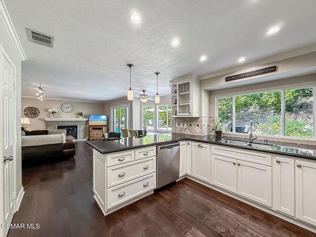 3262 Futura, Thousand Oaks, CA 91362