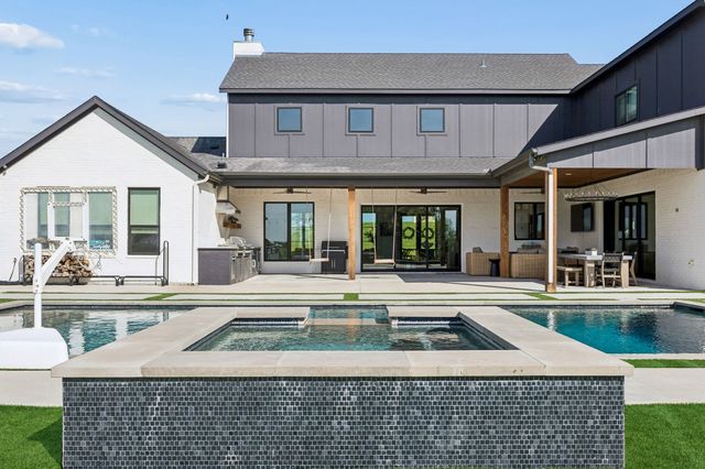 181 Loma Alta Court, Aledo, TX 76008