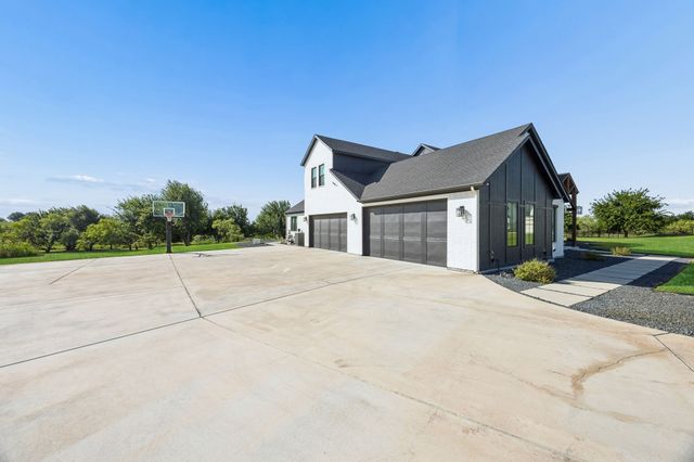 181 Loma Alta Court, Aledo, TX 76008