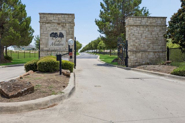 181 Loma Alta Court, Aledo, TX 76008