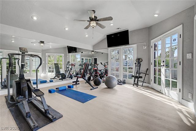 1572 Santa Anita Drive, Las Vegas, NV 89119