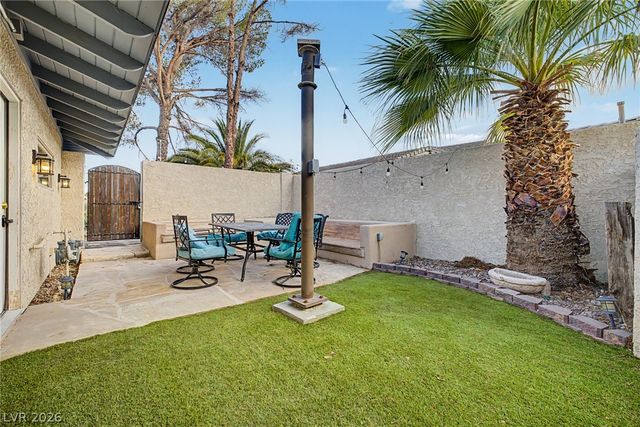 1572 Santa Anita Drive, Las Vegas, NV 89119