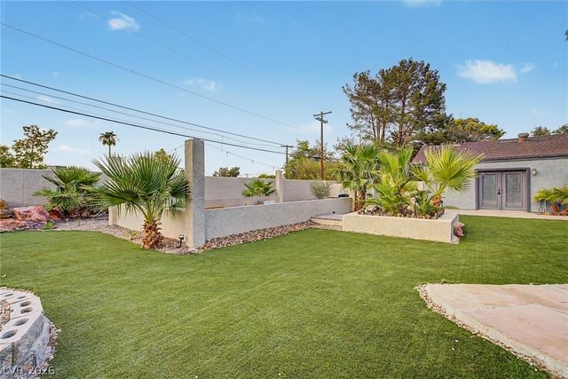 1572 Santa Anita Drive, Las Vegas, NV 89119