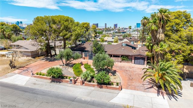 1572 Santa Anita Drive, Las Vegas, NV 89119