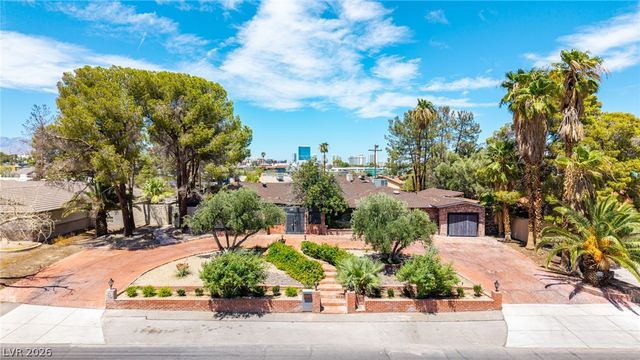 1572 Santa Anita Drive, Las Vegas, NV 89119