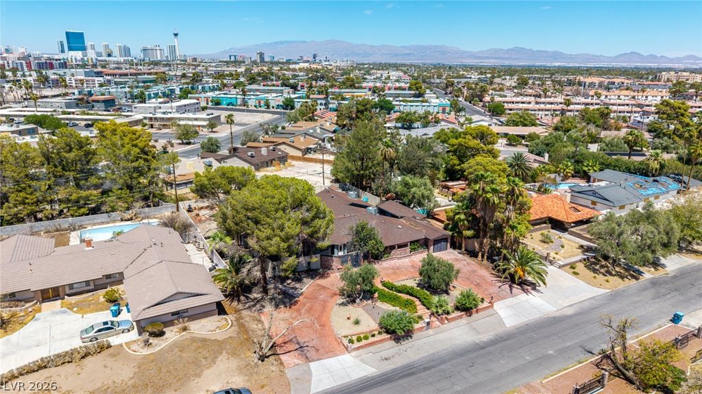 1572 Santa Anita Drive, Las Vegas, NV 89119 — photo 4