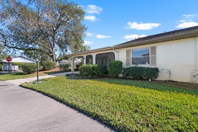 1602 HOVINGTON CIRCLE, Sun City Center, FL 33573