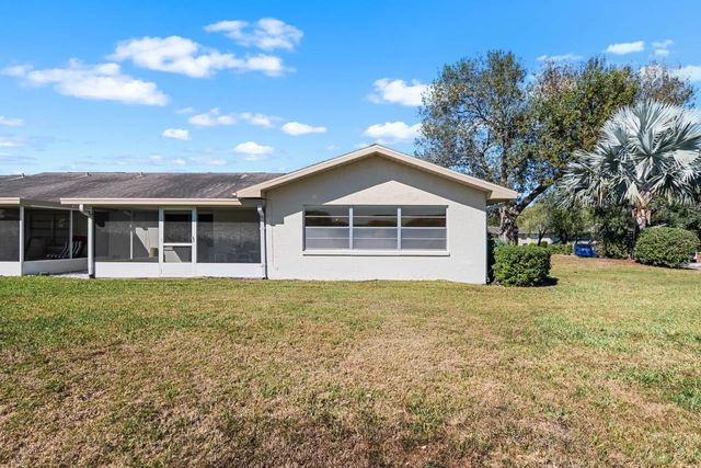 1602 HOVINGTON CIRCLE, Sun City Center, FL 33573