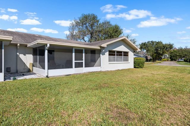 1602 HOVINGTON CIRCLE, Sun City Center, FL 33573